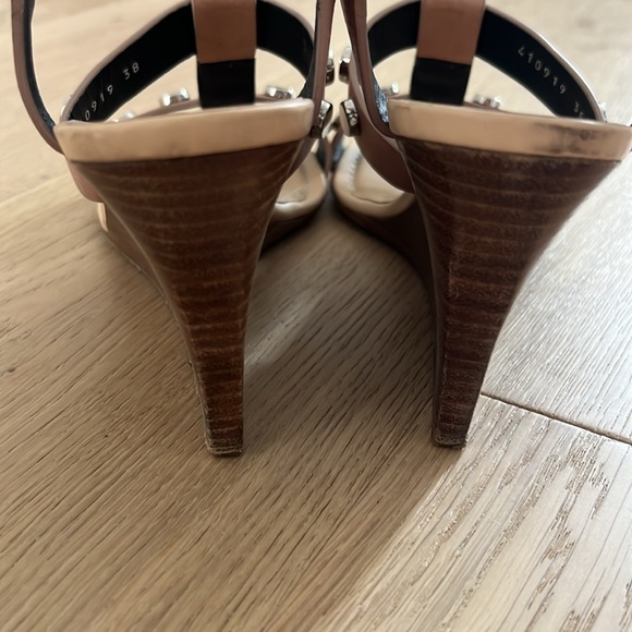 Balenciaga leather studded sandals - Picture 6 of 10